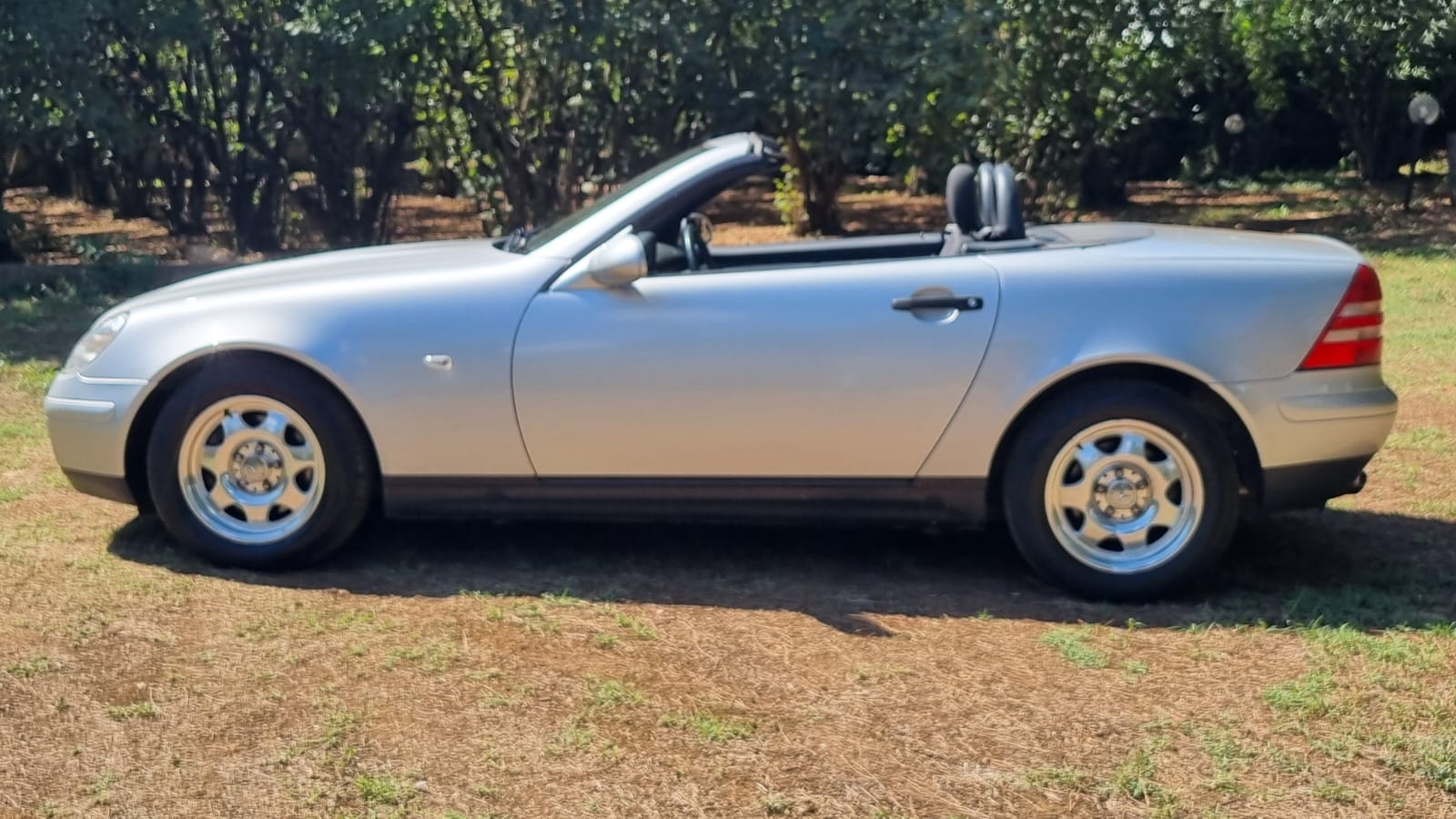 Mercedes-benz SLK 200 cat 2000 Leggi testo 
