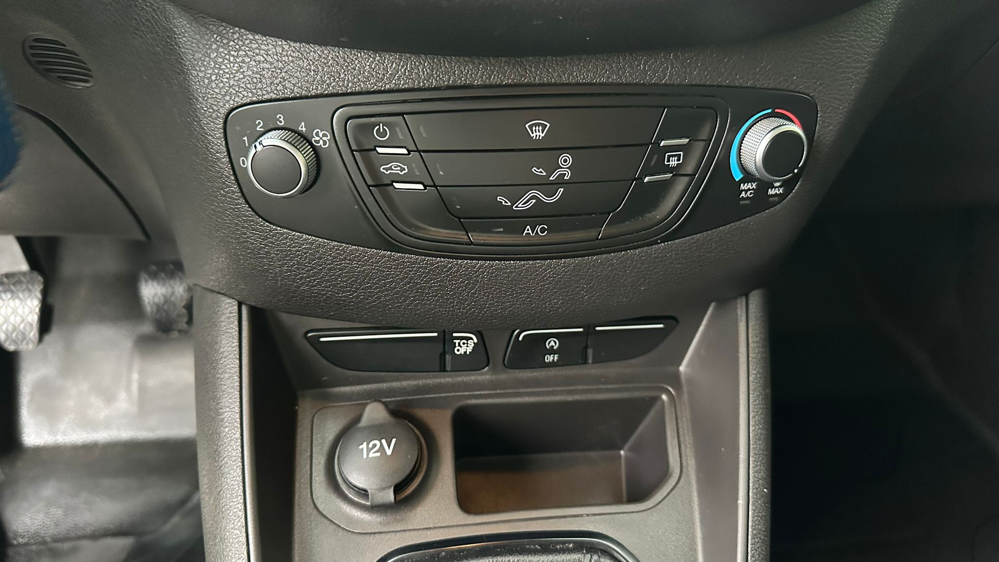Ford Transit Courier 1.5 TDCi 75CV Van Trend 2023 LEGGI TESTO