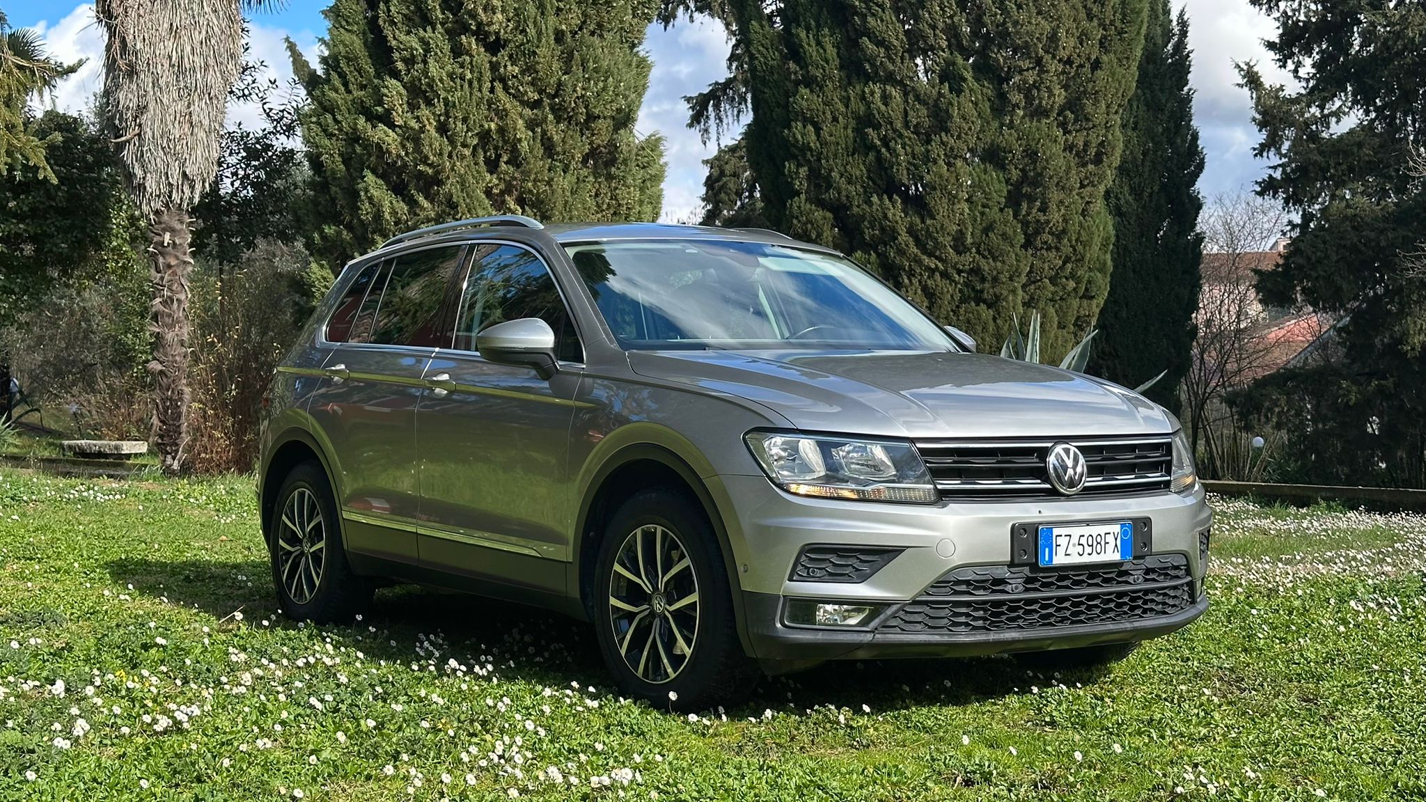 Volkswagen Tiguan 2.0 TDI SCR DSG Business BlueM Tech 2019 PERFETTA LEGGI TESTO