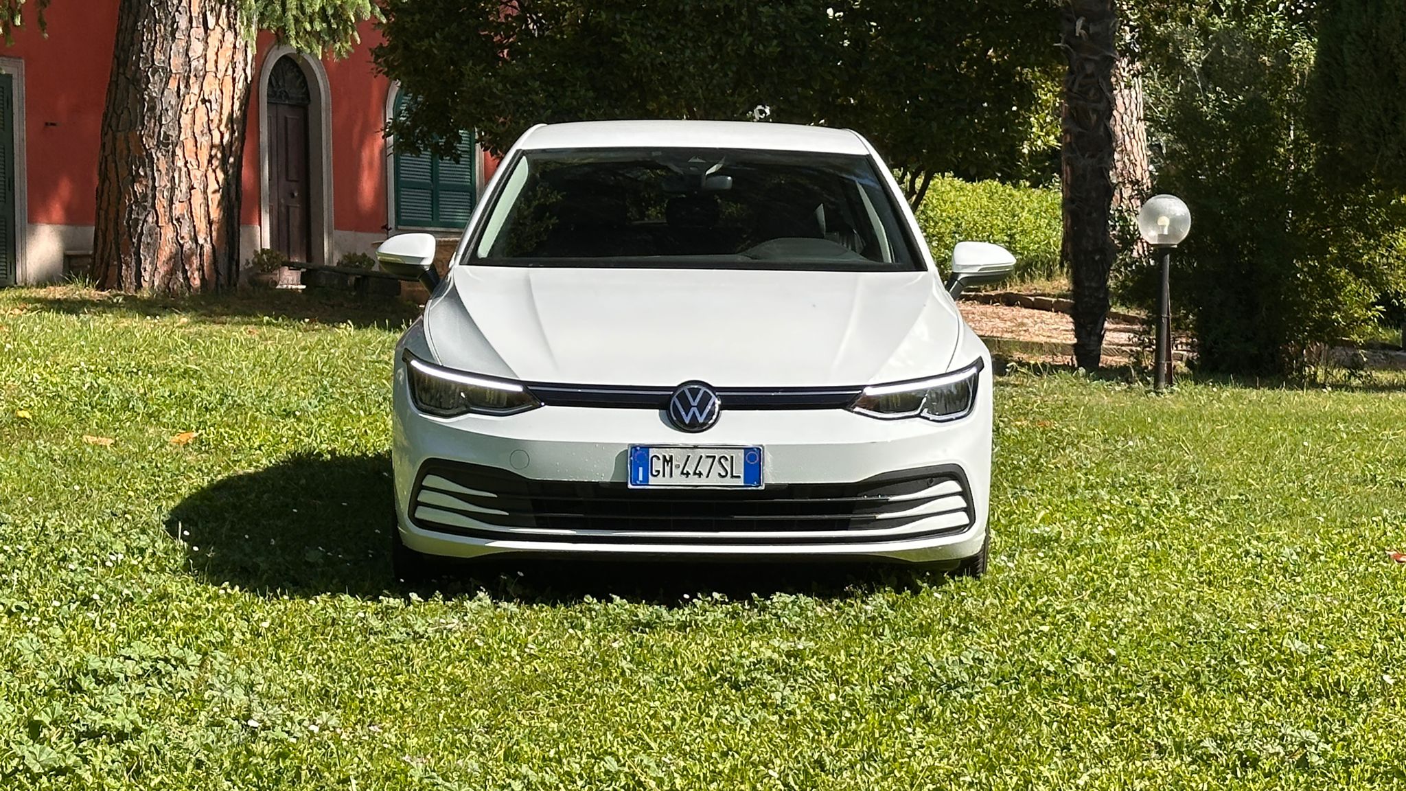 Volkswagen Golf 2.0 TDI 115 CV SCR Life 2023 NEOPATENT leggi testo PERFETTA